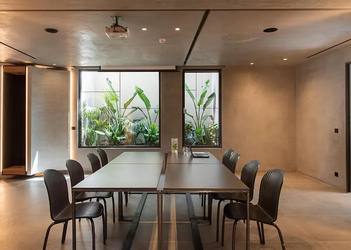 Pilot Amphora Boutique Hotel \